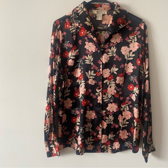 Nexx Tops - Vintage 80s NEXX Silk Floral Button Down Pajama Top